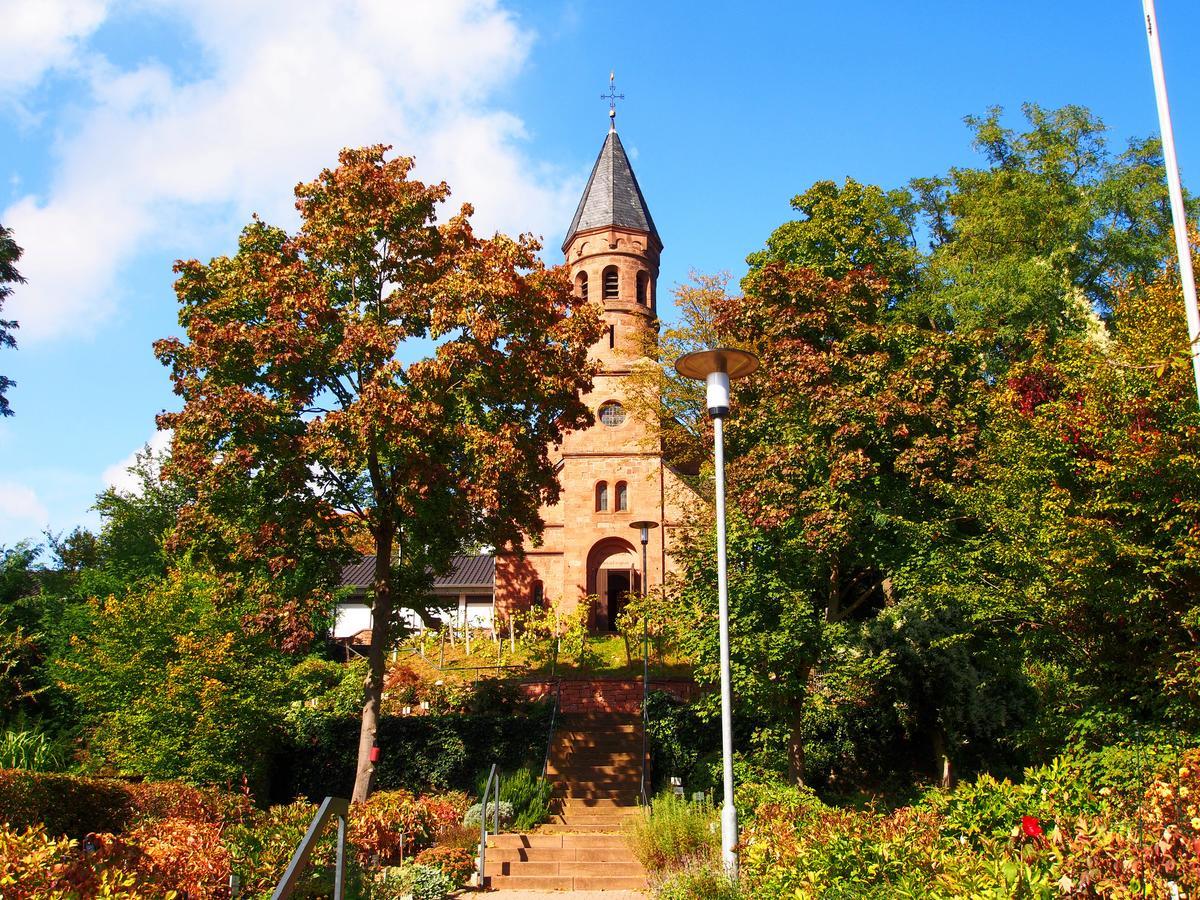 Gasthof Schillereck Hotel Lorsch Exterior photo